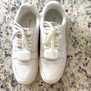 NWT Kate Spade Size 9 Sneakers